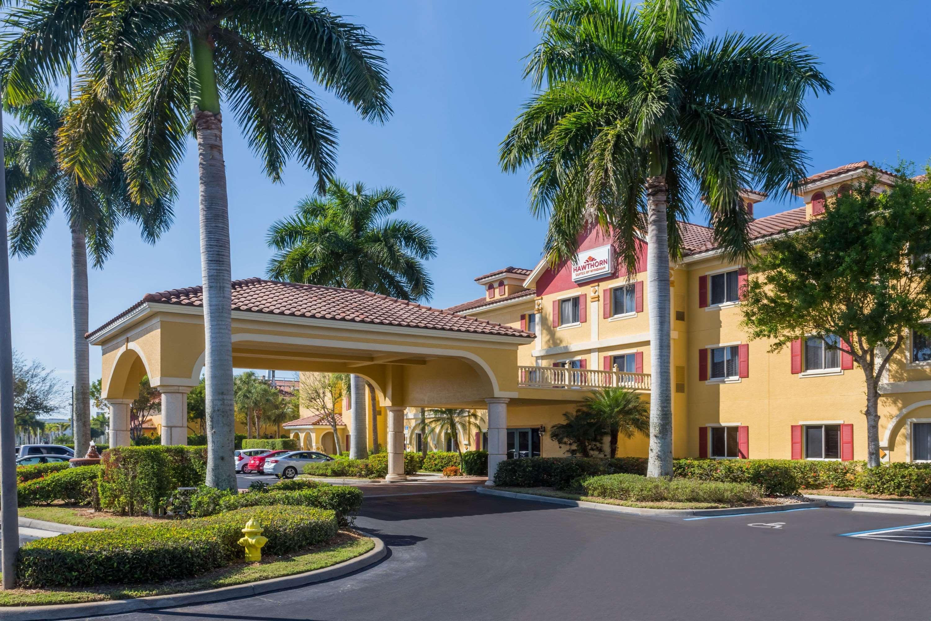 Hawthorn Extended Stay By Wyndham North Naples Kültér fotó