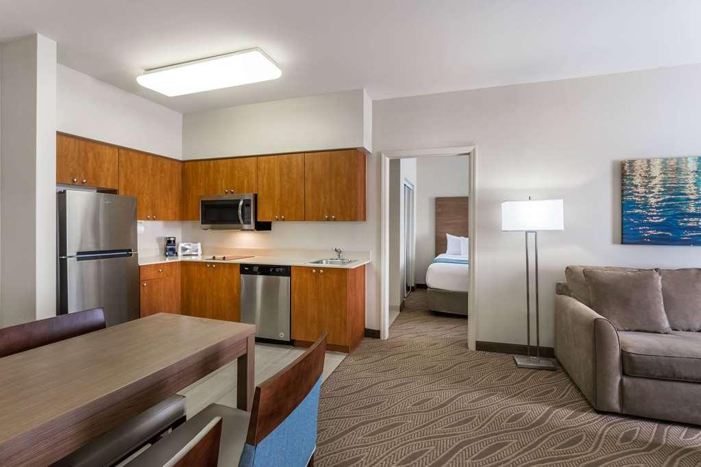 Hawthorn Extended Stay By Wyndham North Naples Szoba fotó