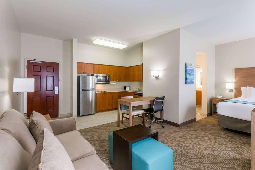 Hawthorn Extended Stay By Wyndham North Naples Szoba fotó